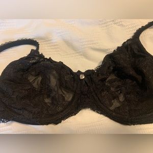 Unlined Black Lace Victoria’s Secret Bra 32DDD